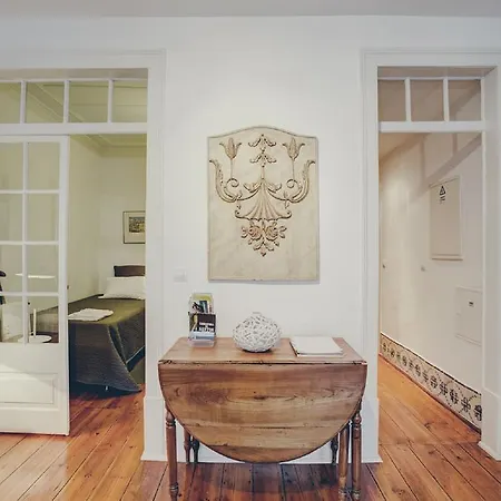 Casa Dos Azulejos - Lapa * ליסבון